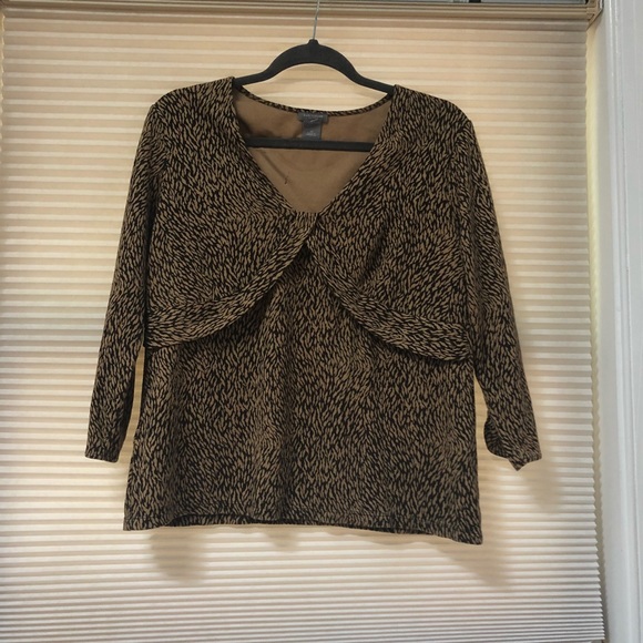 Cheetah print top - Picture 2 of 5